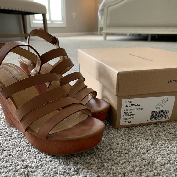 Lucky Brand Larinaa Sz 7.5 - Picture 1 of 3